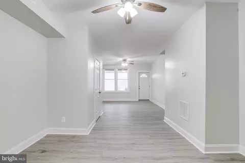 Entry Way - 3804 Old Frederick Rd, Baltimore, MD 21229 photo 4 of 12
