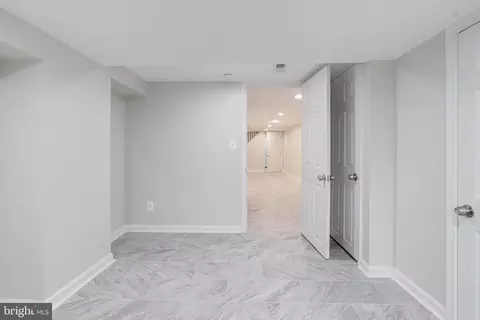 Entry Way - 3804 Old Frederick Rd, Baltimore, MD 21229 photo 12 of 12