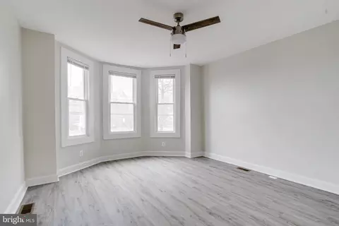Living - 3804 Old Frederick Rd, Baltimore, MD 21229 photo 8 of 10