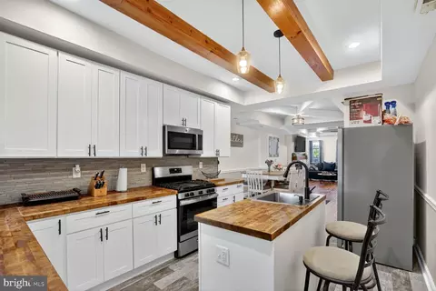 1502 E Hoffman St, Baltimore, MD 21213 photo 12