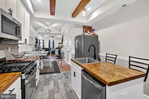 1502 E Hoffman St, Baltimore, MD 21213 photo 11