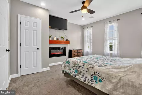 1502 E Hoffman St, Baltimore, MD 21213 photo 16