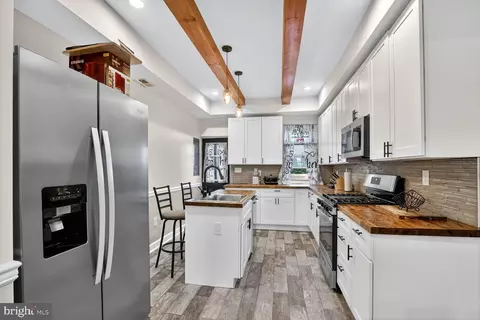 1502 E Hoffman St, Baltimore, MD 21213 photo 8