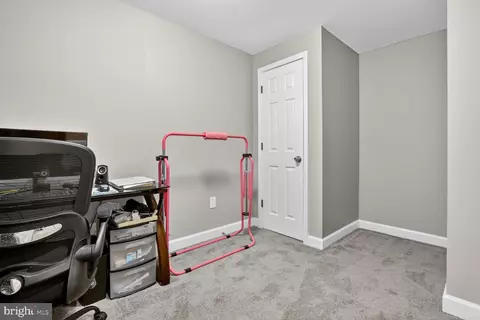 1502 E Hoffman St, Baltimore, MD 21213 photo 23