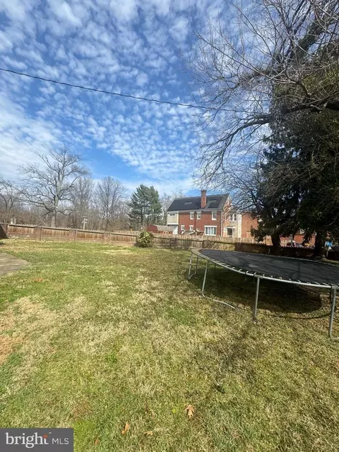 Exterior - 3123 Shannon Dr, Baltimore, MD 21213 photo 7 of 7
