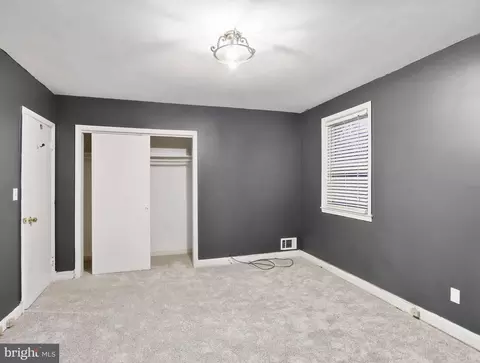 6210 Pilgrim Rd, Baltimore, MD 21214 photo 12