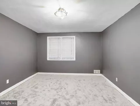6210 Pilgrim Rd, Baltimore, MD 21214 photo 13