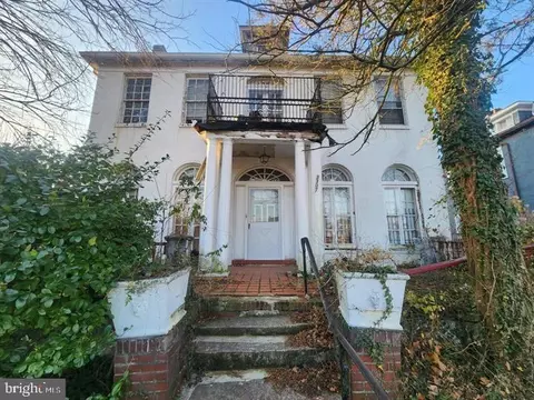 3307 Fairview Ave, Baltimore, MD 21216