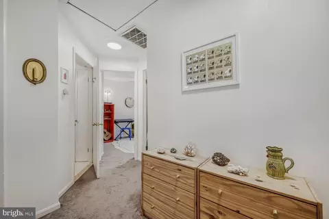 Entry Way - 5624 Mattfeldt Ave, Baltimore, MD 21209 photo 3 of 3