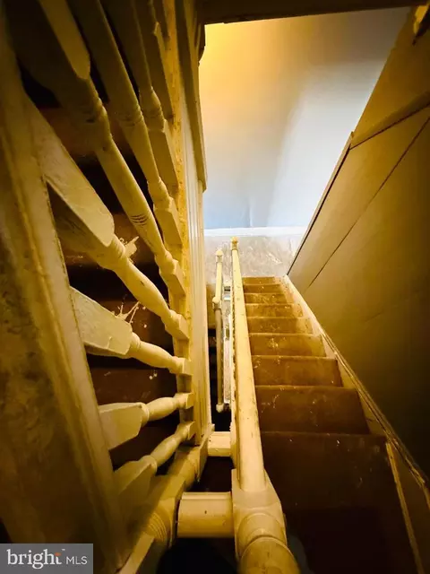 Entry Way - 2145 Walbrook Ave NW, Baltimore, MD 21217 photo 9 of 9