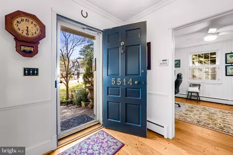 Entry Way - 5514 Boxhill Ln, Baltimore, MD 21210 photo 1 of 5