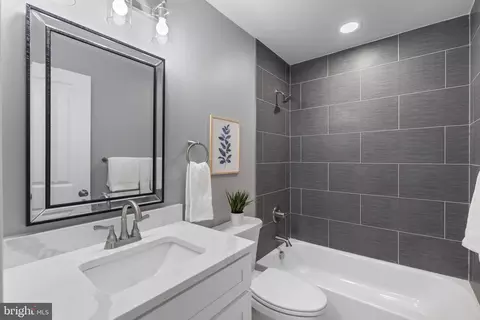2519 E Fairmount Ave, Baltimore, MD 21224 photo 22
