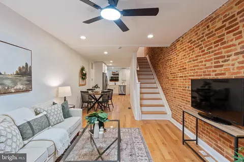 Entry Way - 1352 Andre St, Baltimore, MD 21230 photo 1 of 6