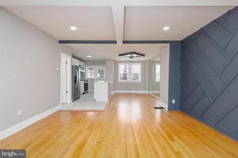 209 Mount Holly St, Baltimore, MD 21229 photo 7