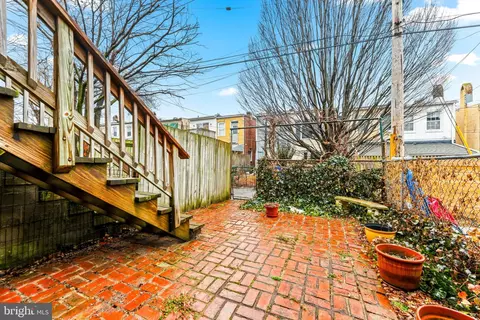 Exterior - 841 Powers St, Baltimore, MD 21211 photo 5 of 7