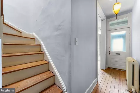 Entry Way - 841 Powers St, Baltimore, MD 21211 photo 8 of 13