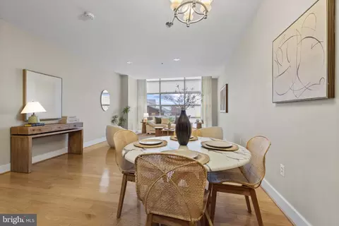 2772 Lighthouse Pt E #303, Baltimore, MD 21224 photo 8
