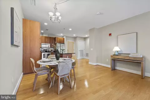 2772 Lighthouse Pt E #303, Baltimore, MD 21224 photo 10