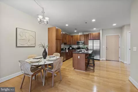 2772 Lighthouse Pt E #303, Baltimore, MD 21224 photo 9