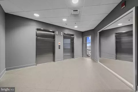 2772 Lighthouse Pt E #303, Baltimore, MD 21224 photo 31