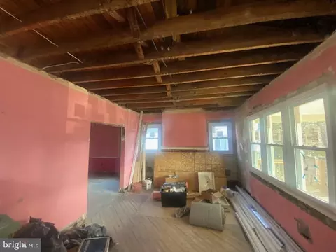 Entry Way - 3802 Callaway Ave, Baltimore, MD 21215 photo 3 of 3