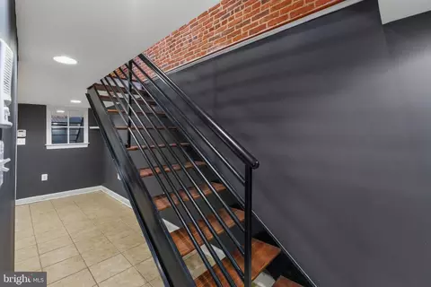 102 Burnett St, Baltimore, MD 21230 photo 21