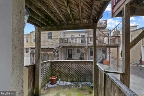 102 Burnett St, Baltimore, MD 21230 photo 34