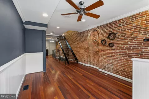 102 Burnett St, Baltimore, MD 21230 photo 5