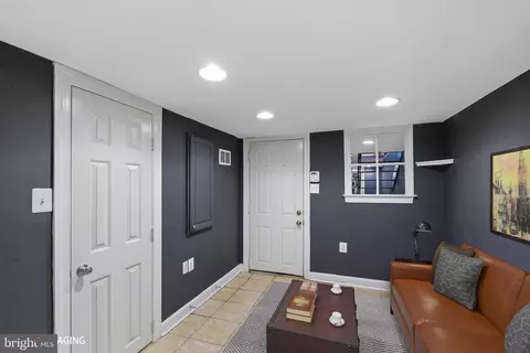 102 Burnett St, Baltimore, MD 21230 photo 23