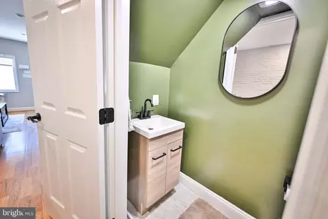 2540 Fleet St, Baltimore, MD 21224 photo 14