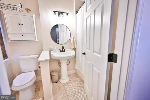 2540 Fleet St, Baltimore, MD 21224 photo 29
