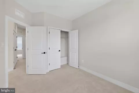 Entry Way - 4219 Laplata Ave, Baltimore, MD 21211 photo 9 of 11