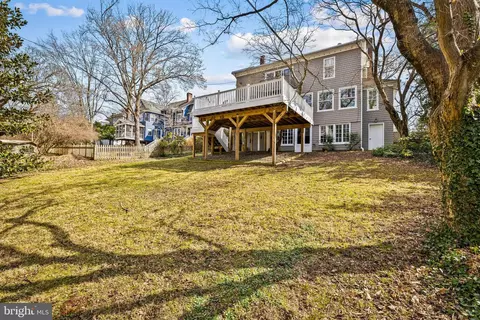 Exterior - 10 Midvale Rd, Baltimore, MD 21210 photo 10 of 12