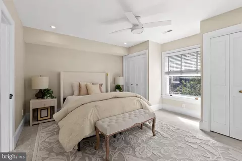 Bedroom - 10 Midvale Rd, Baltimore, MD 21210 photo 1 of 10