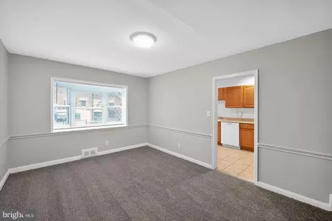 Living - 2018 Winford Rd, Baltimore, MD 21239 photo 4 of 5