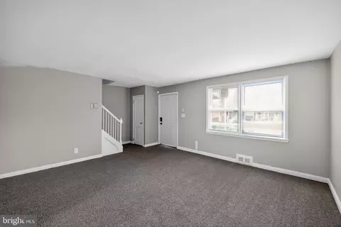 Living - 2018 Winford Rd, Baltimore, MD 21239 photo 3 of 5