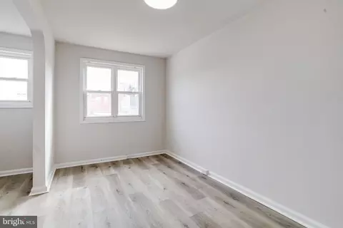 4105 Flowerton Rd, Baltimore, MD 21229 photo 9