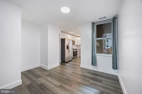 451 W 24th St, Baltimore, MD 21211 photo 9