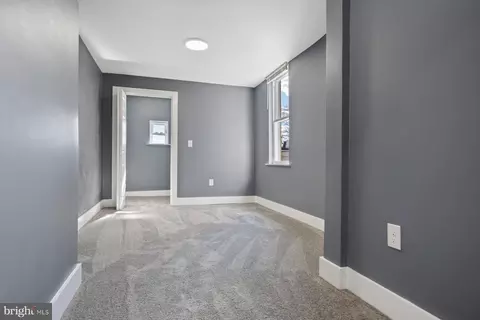 451 W 24th St, Baltimore, MD 21211 photo 19