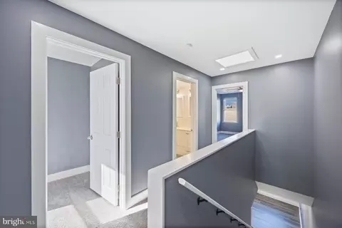 451 W 24th St, Baltimore, MD 21211 photo 15