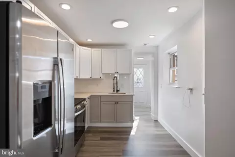 451 W 24th St, Baltimore, MD 21211 photo 10