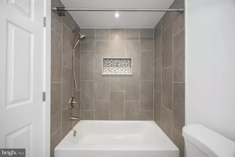 451 W 24th St, Baltimore, MD 21211 photo 24