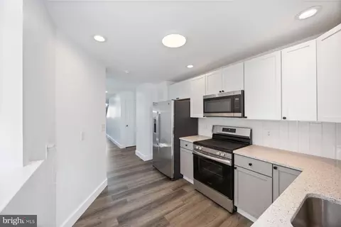 451 W 24th St, Baltimore, MD 21211 photo 11