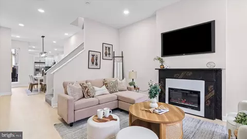 1612 E Biddle St, Baltimore, MD 21213