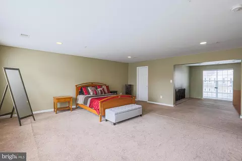 Bedroom - 2307 Whitley Rd, Baltimore, MD 21209 photo 2 of 5