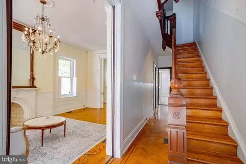 Entry Way - 1835 Madison Ave, Baltimore, MD 21217 photo 3 of 14