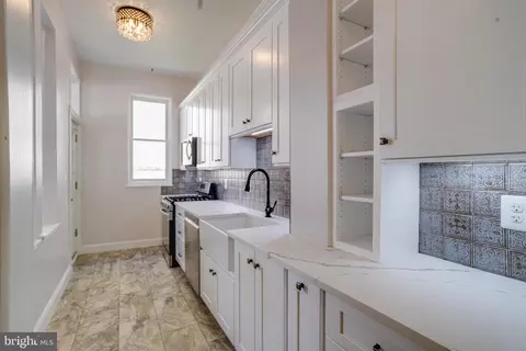 Kitchen - 1835 Madison Ave, Baltimore, MD 21217 photo 1 of 4