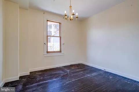 Bedroom - 1835 Madison Ave, Baltimore, MD 21217 photo 2 of 4