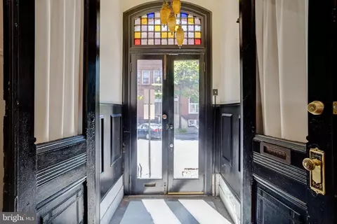 Entry Way - 1835 Madison Ave, Baltimore, MD 21217 photo 2 of 14