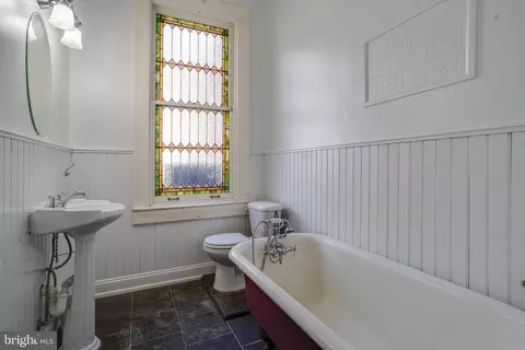 Bath - 1835 Madison Ave, Baltimore, MD 21217 photo 3 of 6